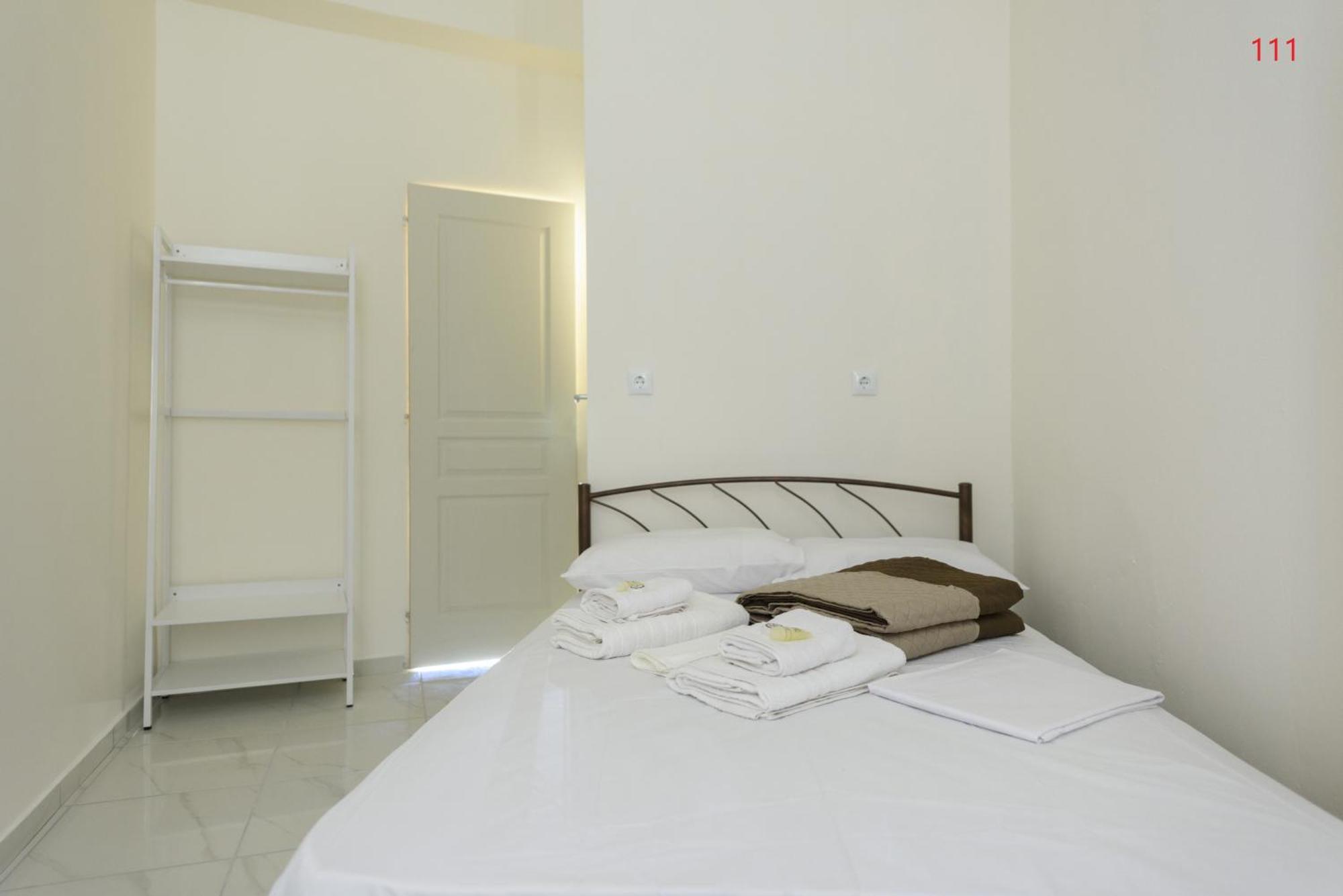 Athens Commercial Экстерьер фото