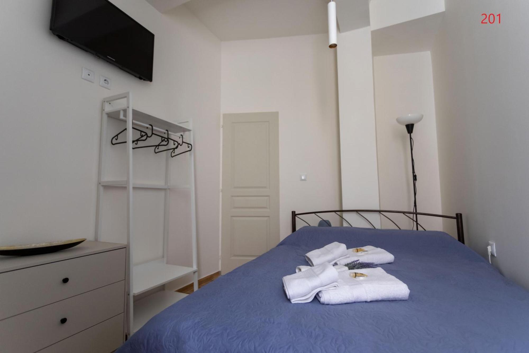 Athens Commercial Экстерьер фото
